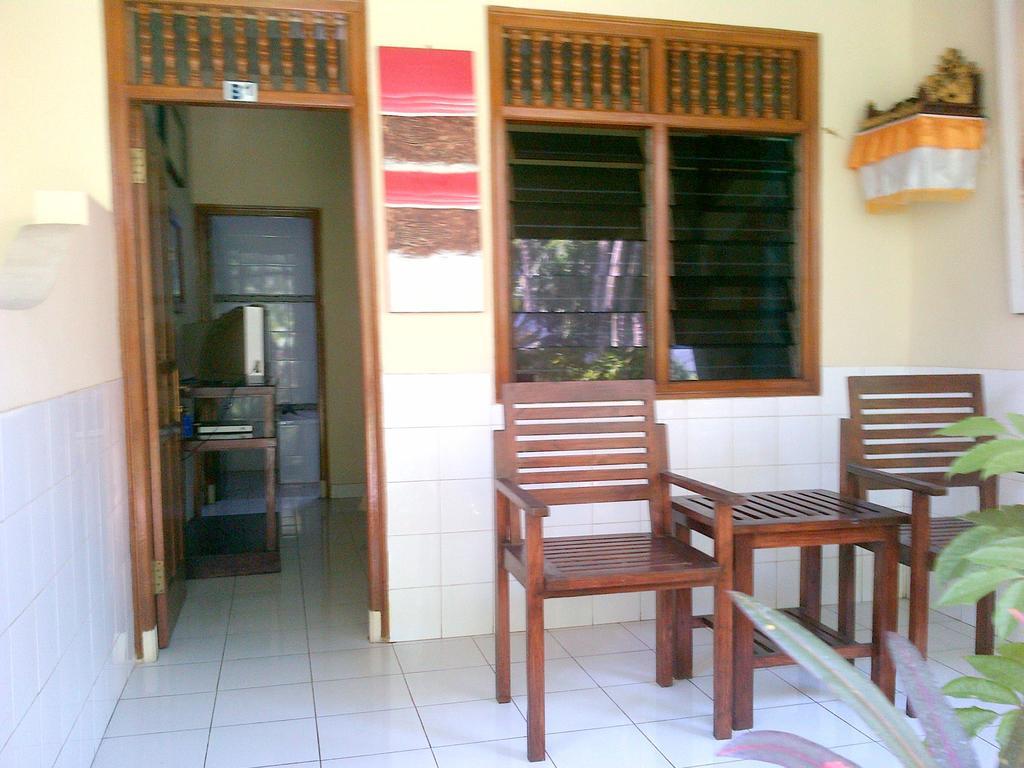 Legian Adus Beach Inn מראה חיצוני תמונה