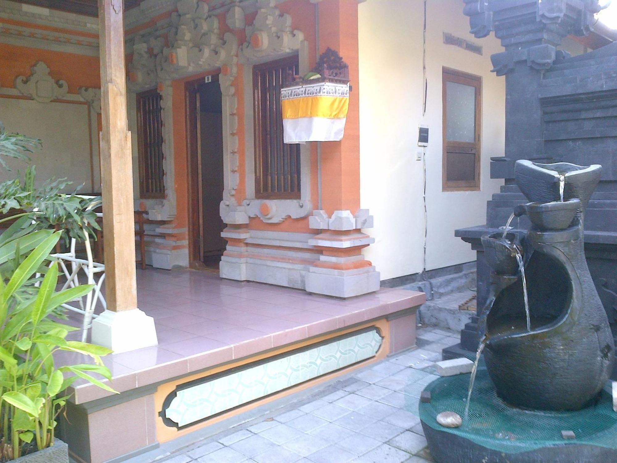 Legian Adus Beach Inn מראה חיצוני תמונה