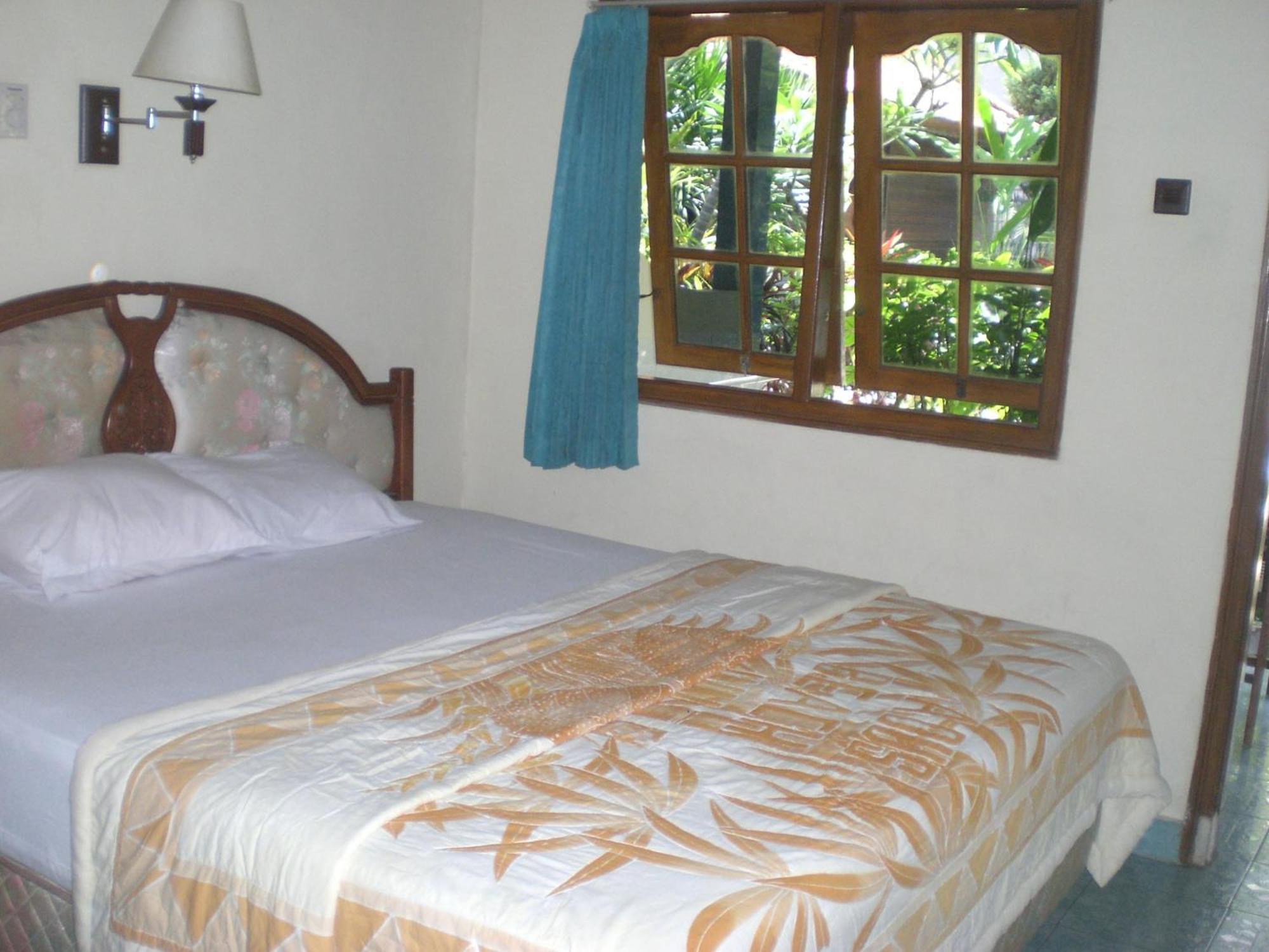 Legian Adus Beach Inn מראה חיצוני תמונה
