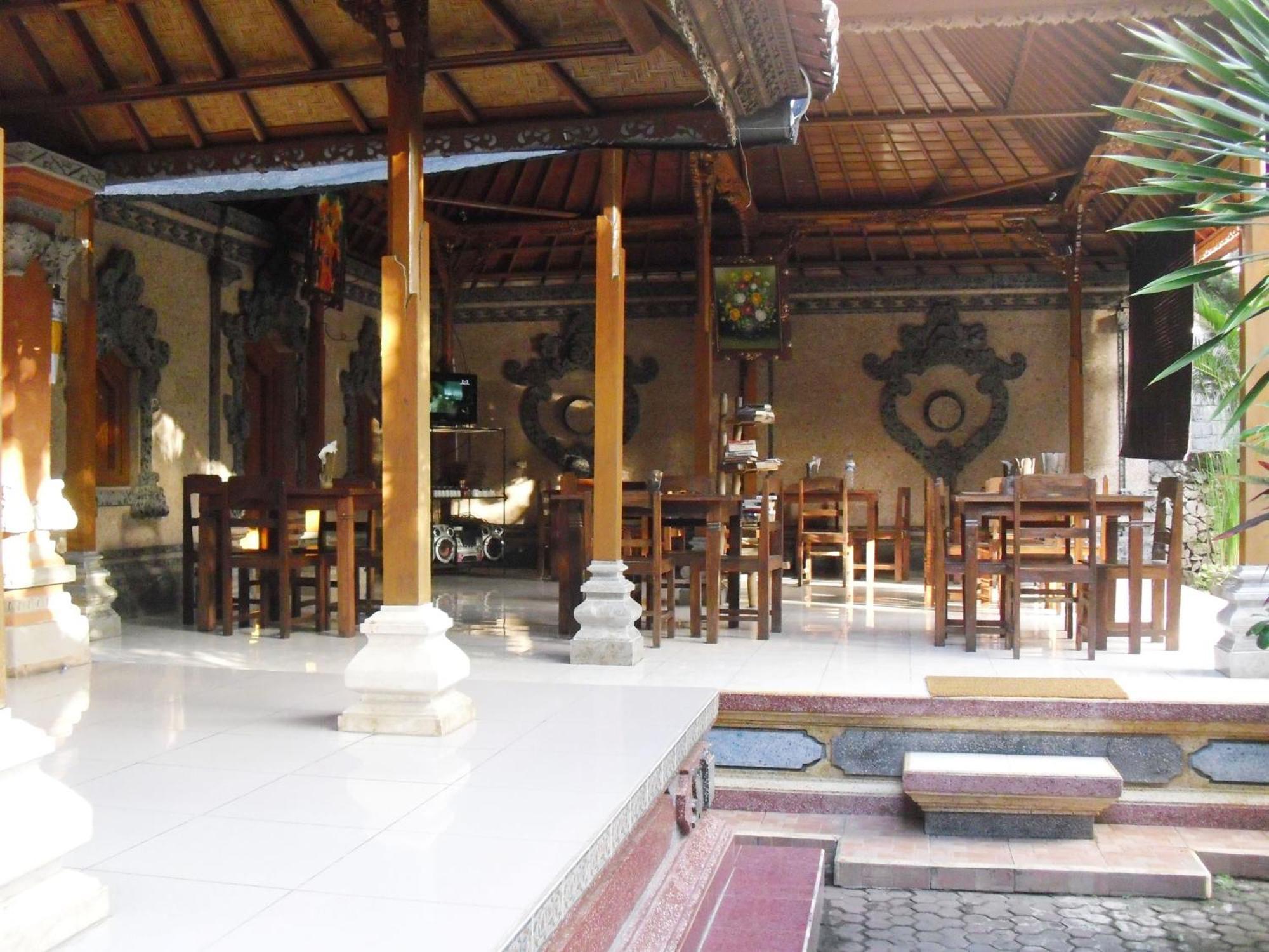 Legian Adus Beach Inn מראה חיצוני תמונה