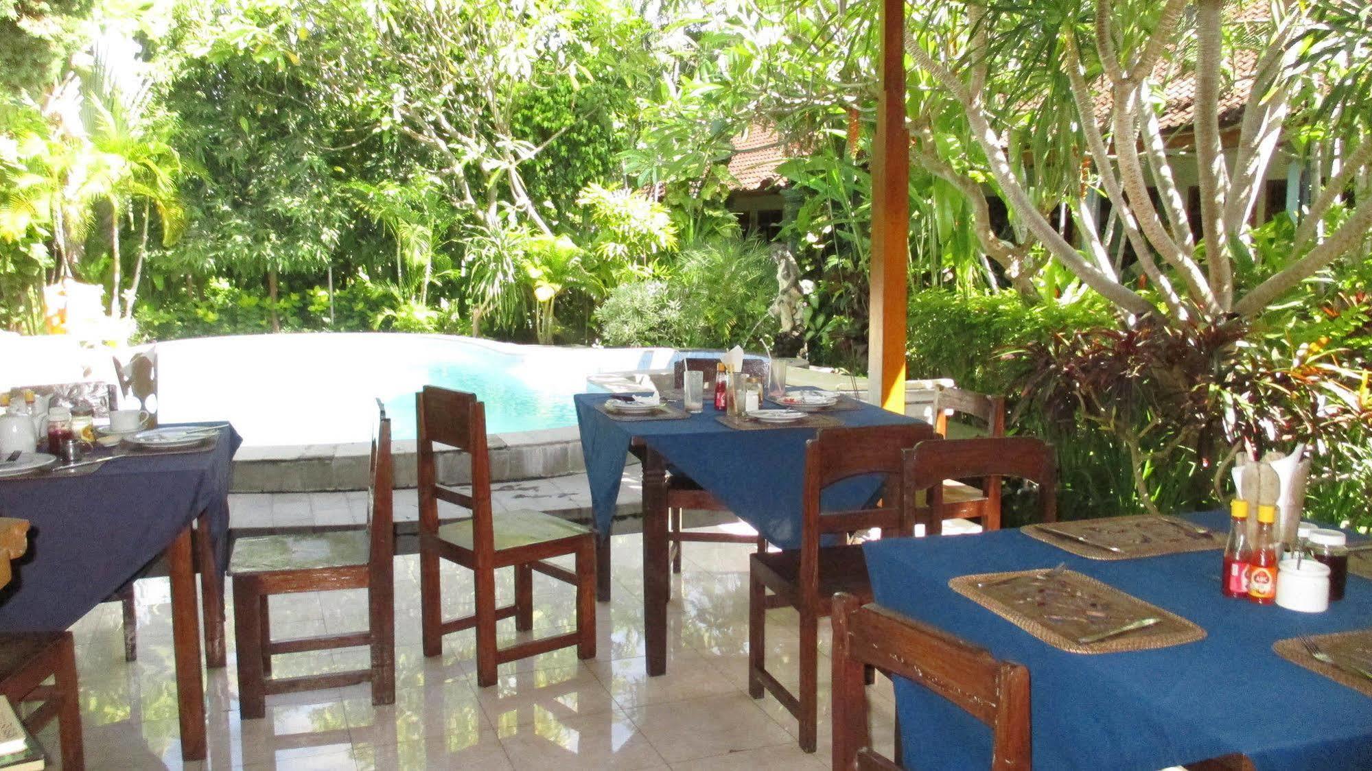 Legian Adus Beach Inn מראה חיצוני תמונה